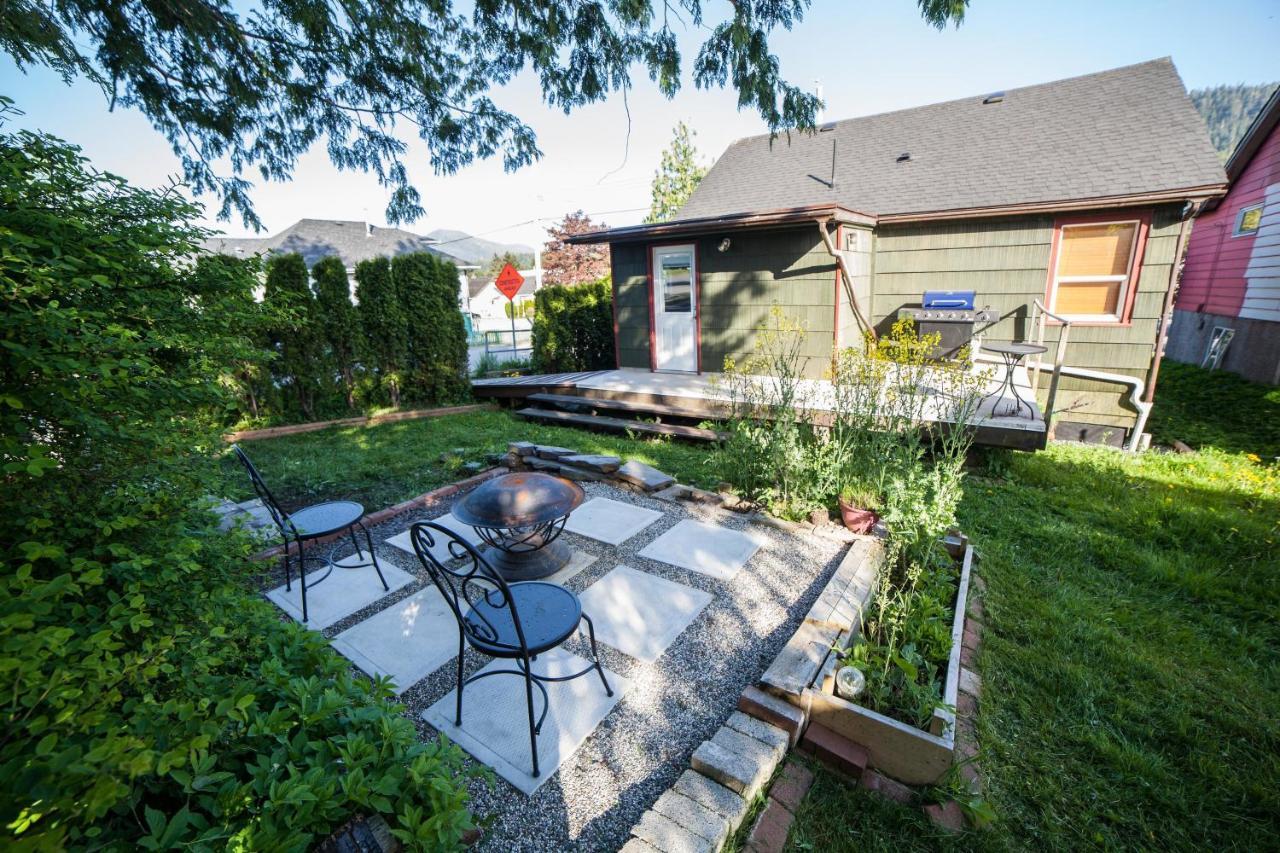 Huckleberry Cottage Prince Rupert Bagian luar foto