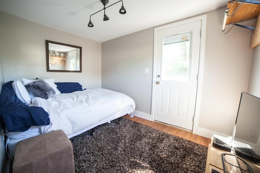Huckleberry Cottage Prince Rupert Bagian luar foto