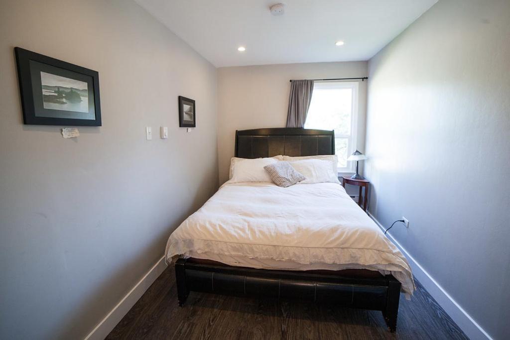 Huckleberry Cottage Prince Rupert Bagian luar foto